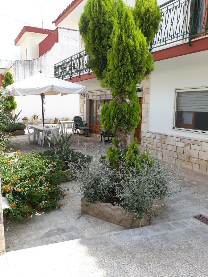 Villa Maria Sant Isidoro  Buitenkant foto